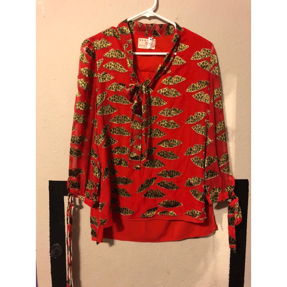 Cheetah Kiss blouse